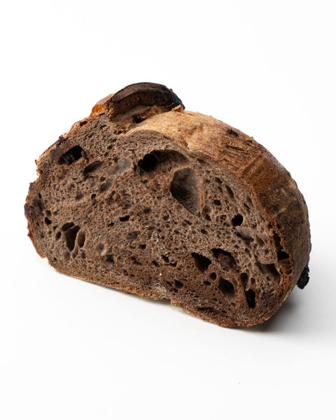 Pan de Masa Madre con Cacao y Chocolate 70% y Cranberries